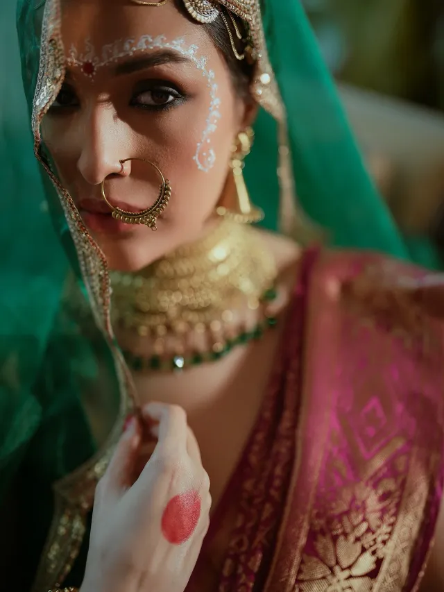 কঠিন সময় পেরিয়ে নতুন রূপে স্নিগ্ধা চৌধুরী।