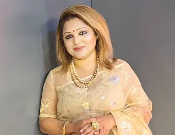 এক মাসে ছয় গান প্রকাশ করলেন কণ্ঠশিল্পী দিঠি আনোয়ার