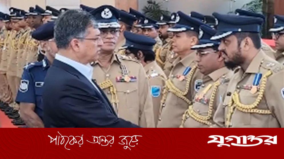 সাহসিকতা ও সেবায় ৯২ পুলিশ সদস্যকে পুলিশ পদক প্রদান