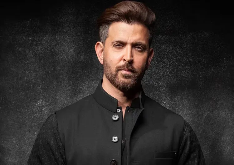 কলকাতার স্কুলে পাঠ্যবইয়ে হৃতিক রোশনের নাম! কেন এমন ভাবনা ছিল কর্তৃপক্ষের?