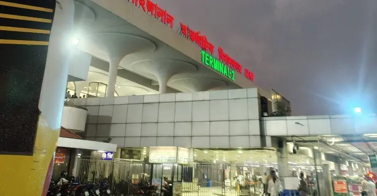 রিয়াদ বিমানবন্দর বন্ধ: ঢাকায় ৩ হাজার যাত্রী ভোগান্তিতে