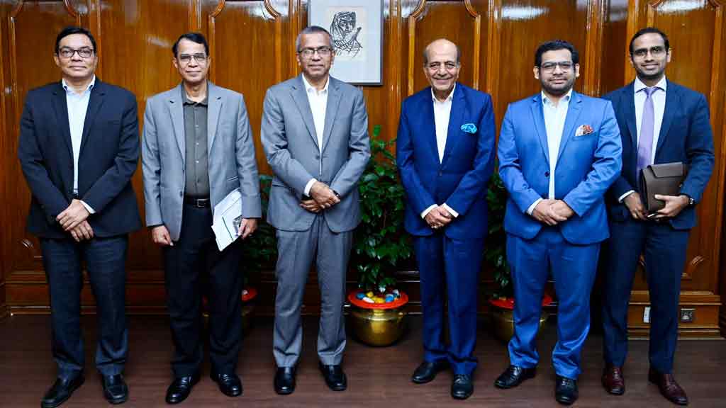 বাণিজ্য ঘাটতি কমাতে বাংলাদেশ থেকে আমদানি বাড়াতে ভারতকে বাংলাদেশ ব্যাংকের গভর্নরের আহ্বান