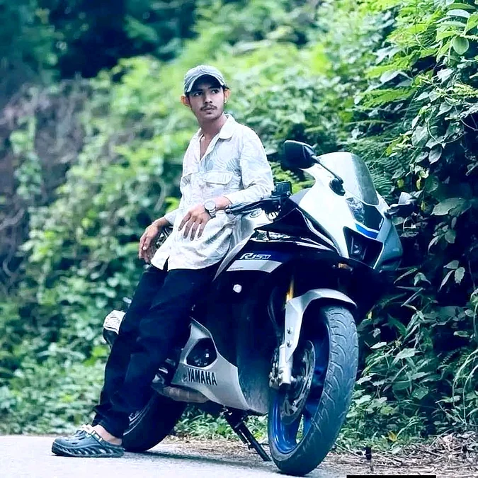 কুমিল্লায় শিক্ষকপুত্র হত্যায় ১৯ বছর বয়সী তুহিন মূলহোতা: গ্রেপ্তার