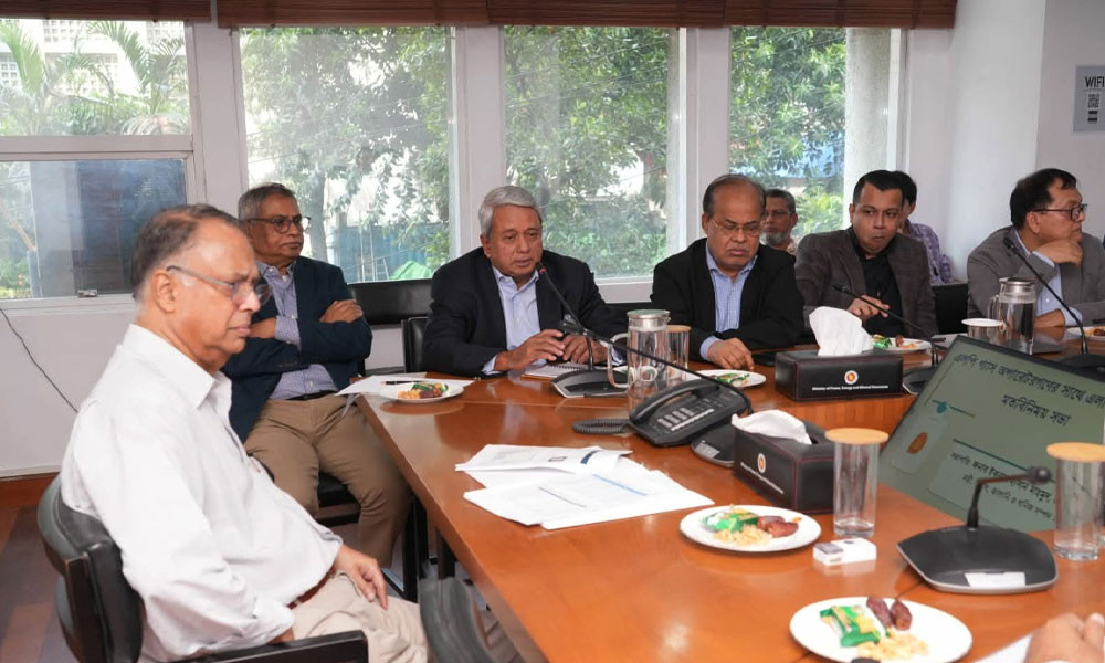এলপিজি সংকট নেই, জ্বালানি মন্ত্রীকে আমদানিকারক ও অপারেটরদের আশ্বাস