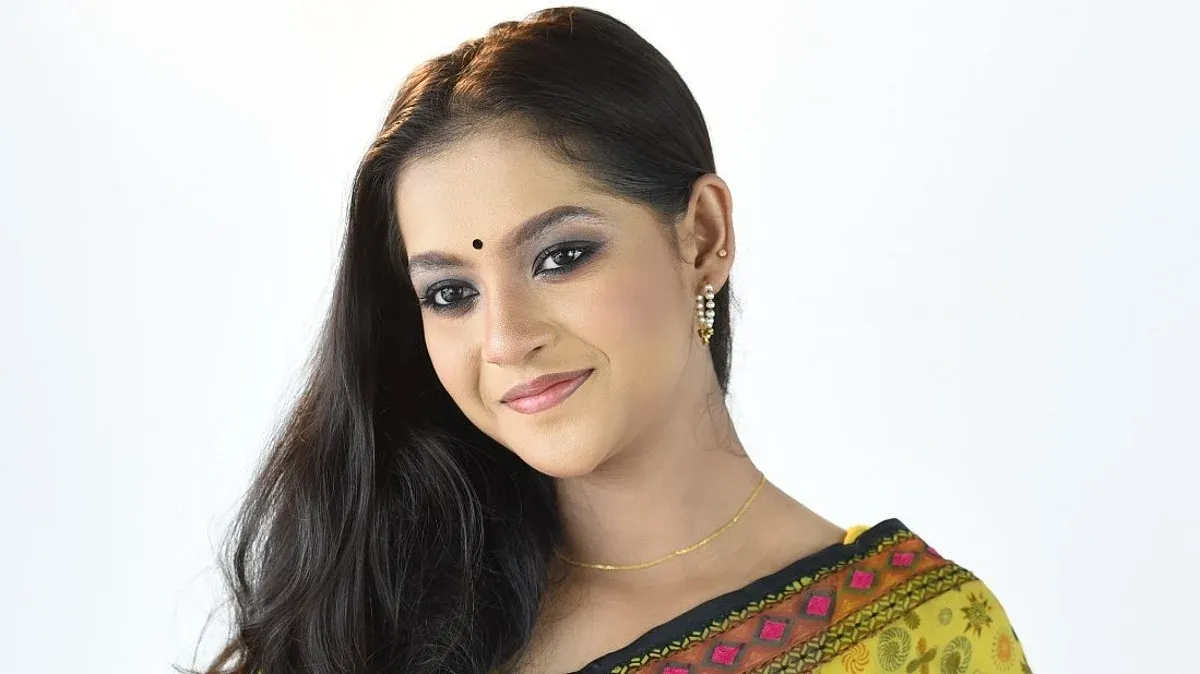 রাদিফা নারমিন: ‘হঠাৎ বৃষ্টি’র মতো সিনেমাকে চাপ মনে করিনি