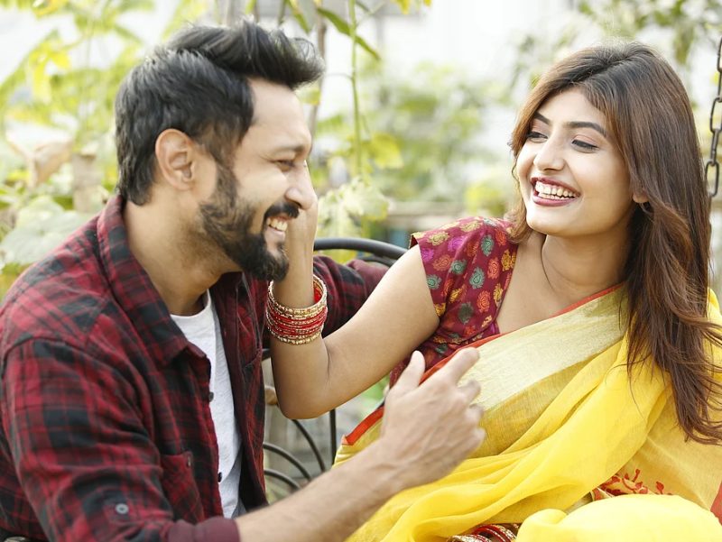 দীর্ঘস্থায়ী সুখী সম্পর্কের মূল চাবিকাঠি: ছোট ছোট অভ্যাস