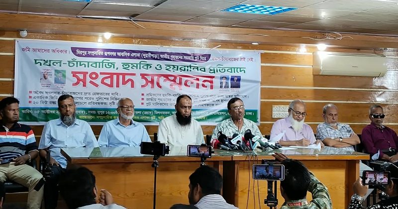 রূপনগরে প্লট দখল, রাস্তা বন্ধ করে চাঁদাবাজির অভিযোগ: থানায় জিডি করেও মেলেনি প্রতিকার