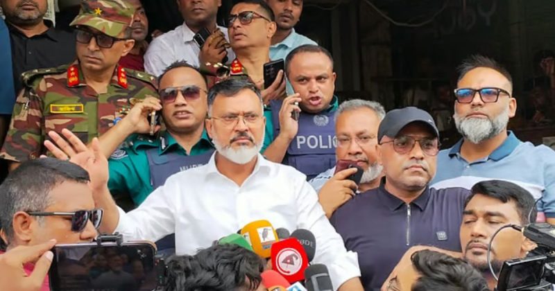 মিরপুর-১০ এ সংঘর্ষের পর ডিএনসিসি প্রশাসক ফুটপাত উচ্ছেদ অভিযান অব্যাহত রাখার ঘোষণা দিয়েছেন