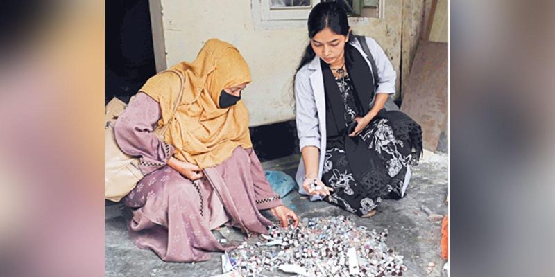 রাজধানীর স্বাস্থ্যকেন্দ্রে ভাঙচুরের ঘটনায় ৪ জন গ্রেপ্তার
