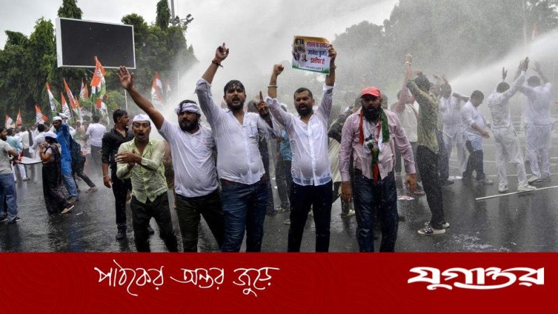 প্রধান নির্বাচন কমিশনার জ্ঞানেশ কুমারের পদত্যাগের দাবিতে দেশজুড়ে বিরোধী দলের বিক্ষোভ