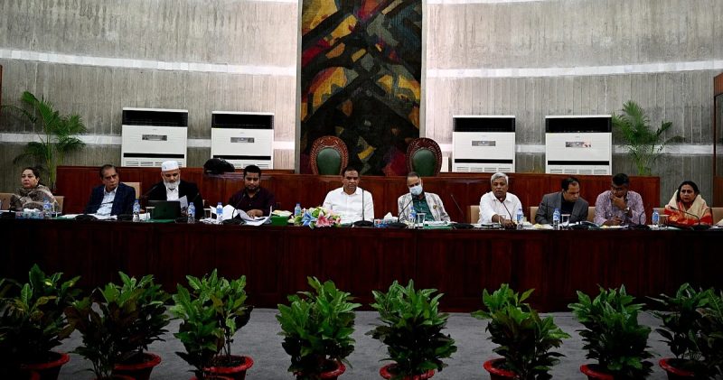 বিদ্যুৎ কেন্দ্রের ক্যাপাসিটি চার্জ ও জ্বালানি মূল্যবৃদ্ধি নিয়ে সংসদীয় কমিটিতে প্রশ্ন