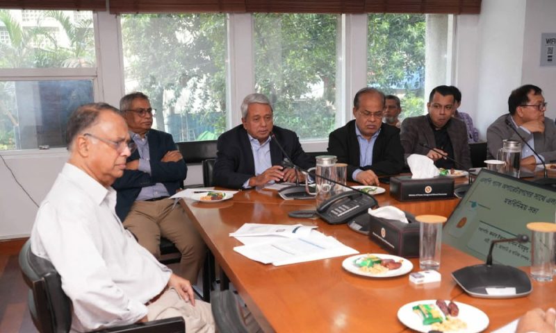 এলপিজি সংকট নেই, জ্বালানি মন্ত্রীকে আমদানিকারক ও অপারেটরদের আশ্বাস